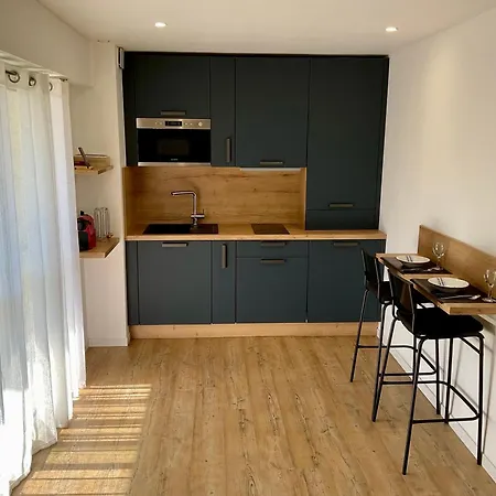 Climatise Avec Piscine Apartman