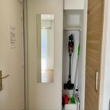 Climatise Avec Piscine Apartman